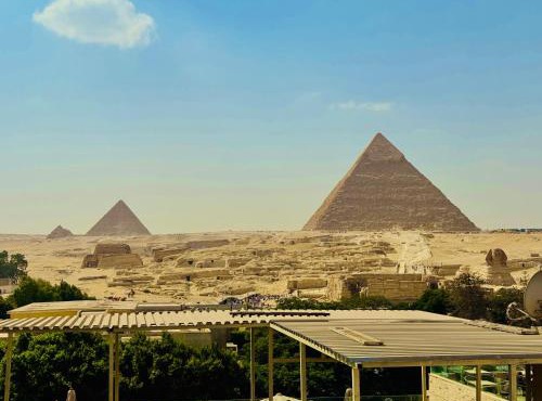 Giza Pyramids Hotel