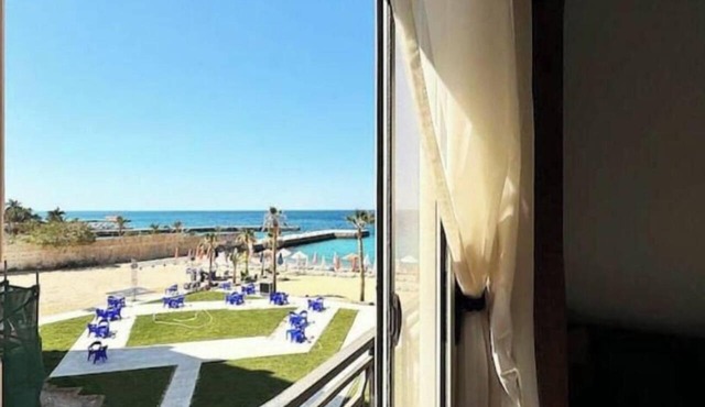 Juliana Sea View 1BR - Beach Access, 2 Pools & Water Slides in Red Sea Governorate