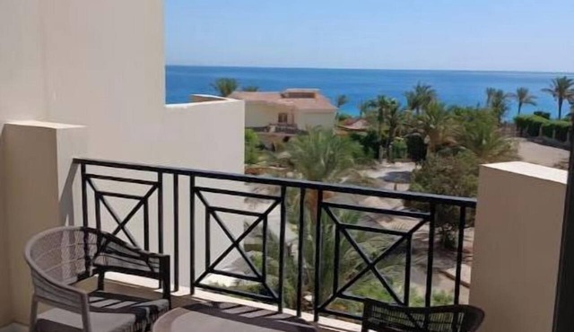 Juliana Sea View Studio - Beach, Pool & Aqua in Red Sea Governorate