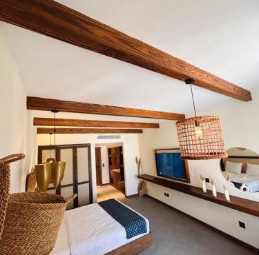 Le Sidi Cabin Hacienda Bay in Alexandria