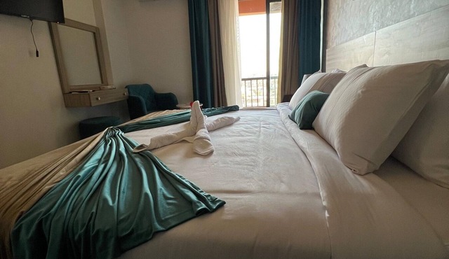 Mar Charbel Hotel Cairo