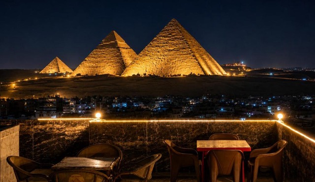 mona enjoy pyramids