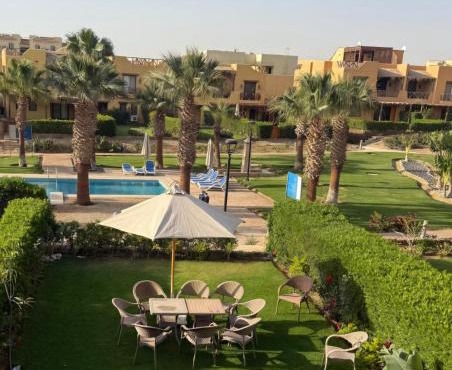 Mountain View Sokhna 1,Villa 4Rooms, Direct to Pool, 300 M to Beach & Dayra Camp, Families ONLY in Zafarana