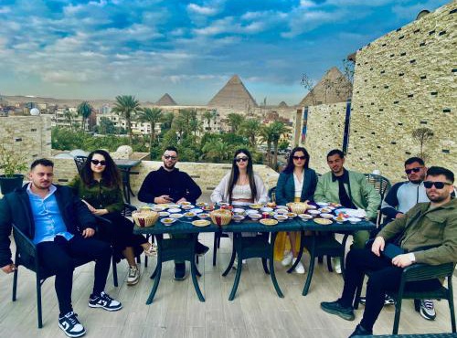Niva Pyramids Hotel