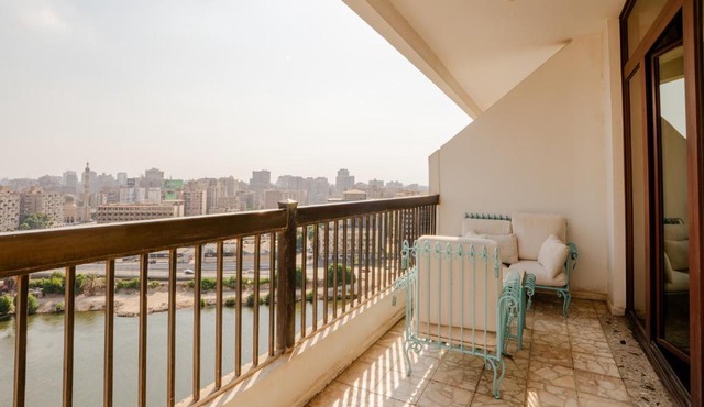 Om Kolthoom Zamalek Nile View