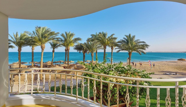 Palm Royale Resort - Soma Bay in Soma Bay