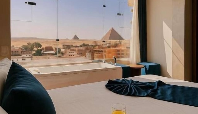 Pharaonic Pyramids Inn
