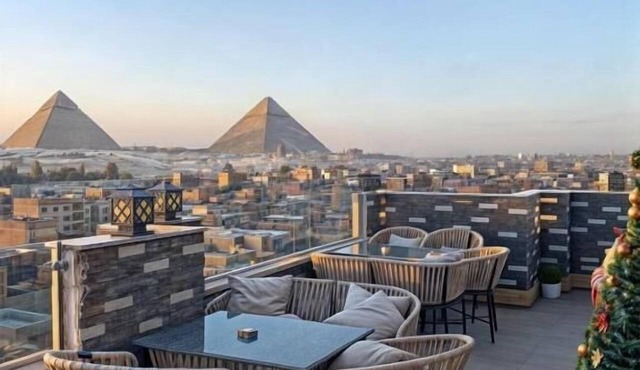 Premium Pyramids Palace INN