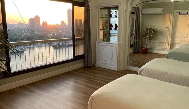 Stylish 3BR Apartment with Stunning Nile View