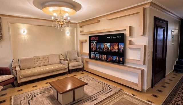Stylish Apt by the Nile, Downtown & Mamsha ahlmasr in Giza Governorate