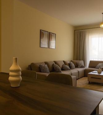 Sunny Hills 4 - Modern & Elegant Retreat