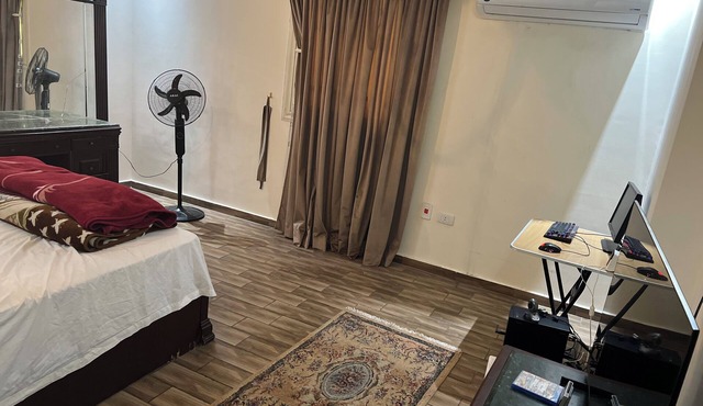 tBudget Room Next to Pyramids | Clean & Quiet