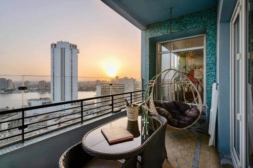 The Magnificent Retro Nile Loft/Zamalek View in Cairo