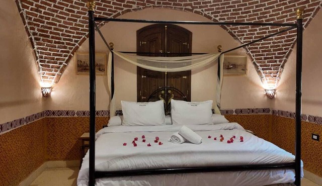 Tutankhamun Villa - El Juneina Villas