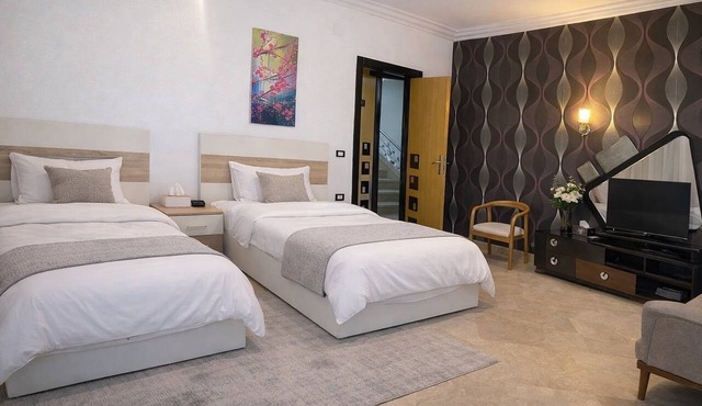 Twin Room in a Luxury Villa-New Cairo in New Cairo