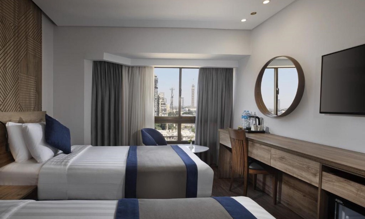 Al Duqqi Hotel | Pyramisa Suites Hotel Cairo