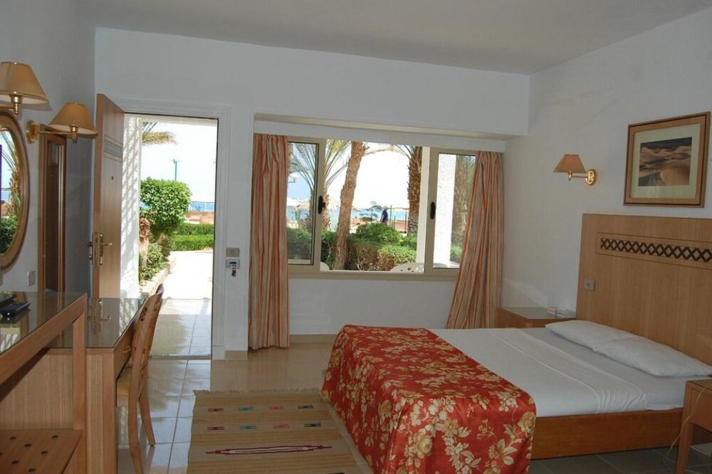 Safaga Resort | Menaville