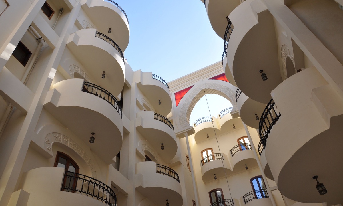 Luxor Hotel | Alhambra Hotel