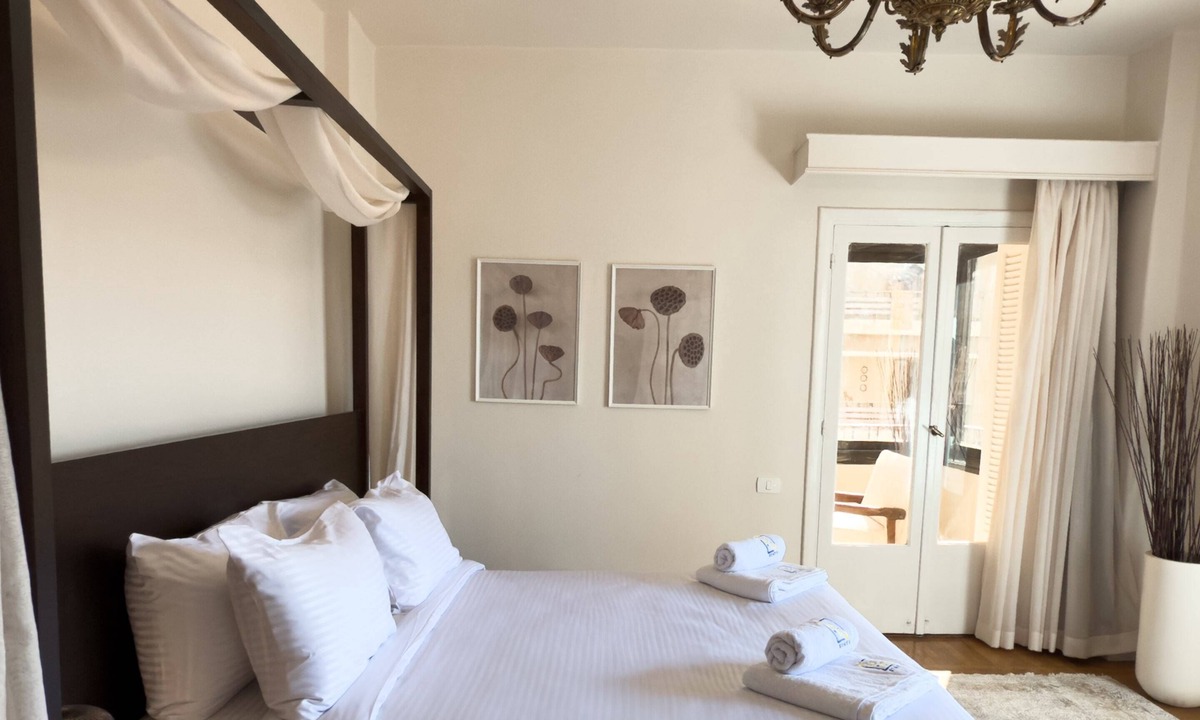 Heliopolis Apartment | Xuru Stays I The 2bdr Crimson Crib @ The Heart Of Heliopolis
