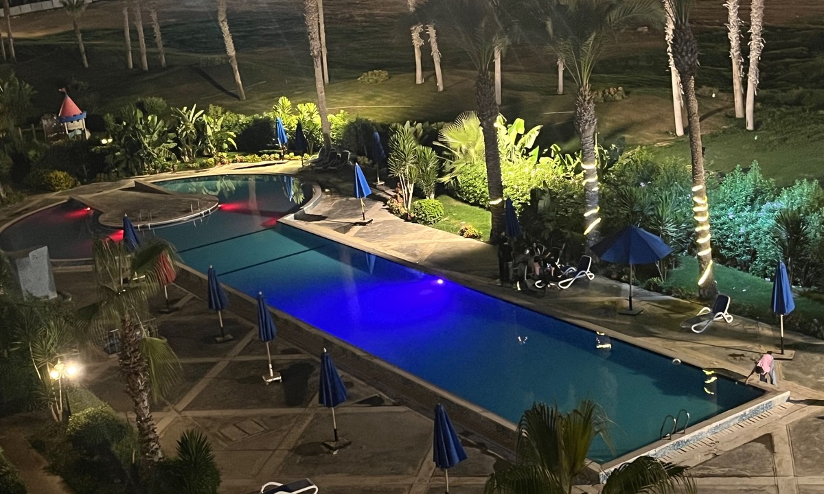 Marina El Alamein Ski Chalet | Charming Pool-View Chalet with Aqua Park Access, Golf Porto Marina
