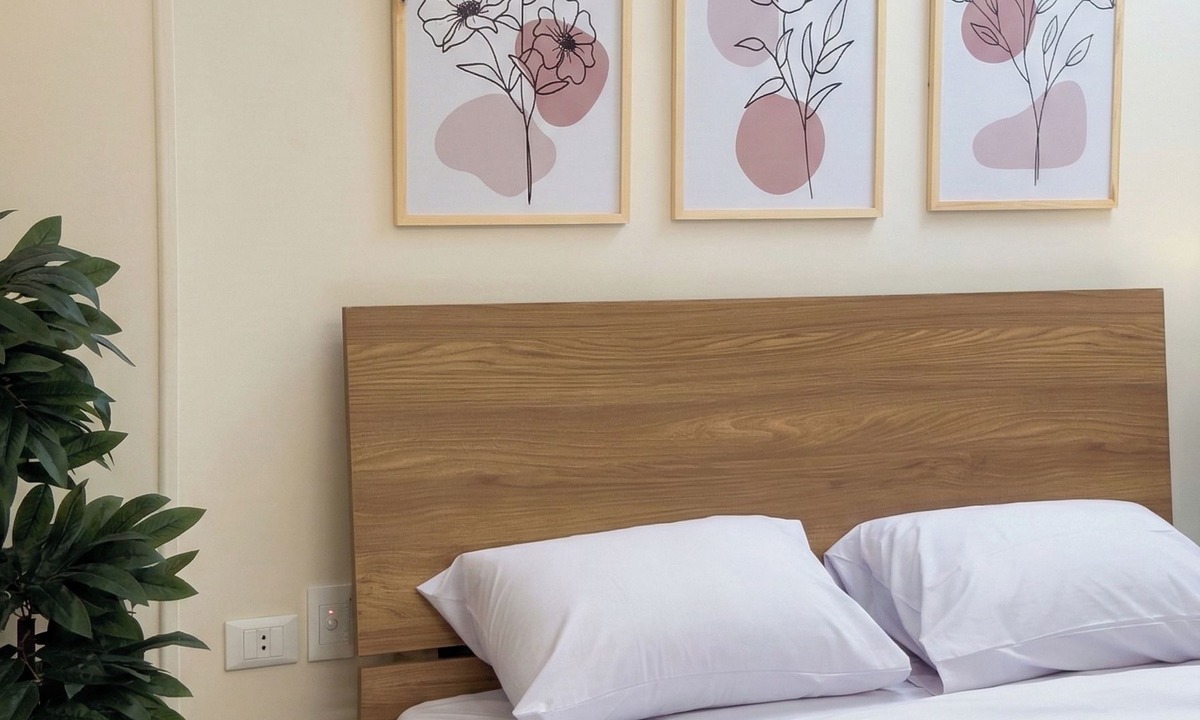 As-Sayidah Zaynab Apartment | 3BRs Lightwood Living Aprt