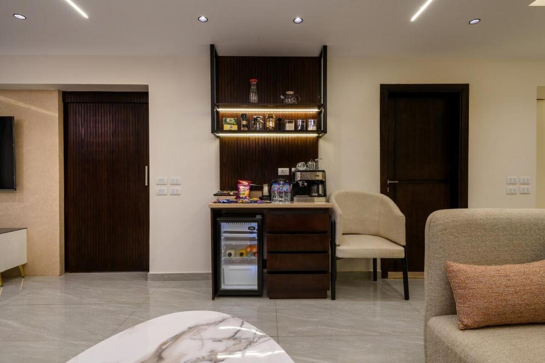 Al Duqqi Apartment | Zahir-701