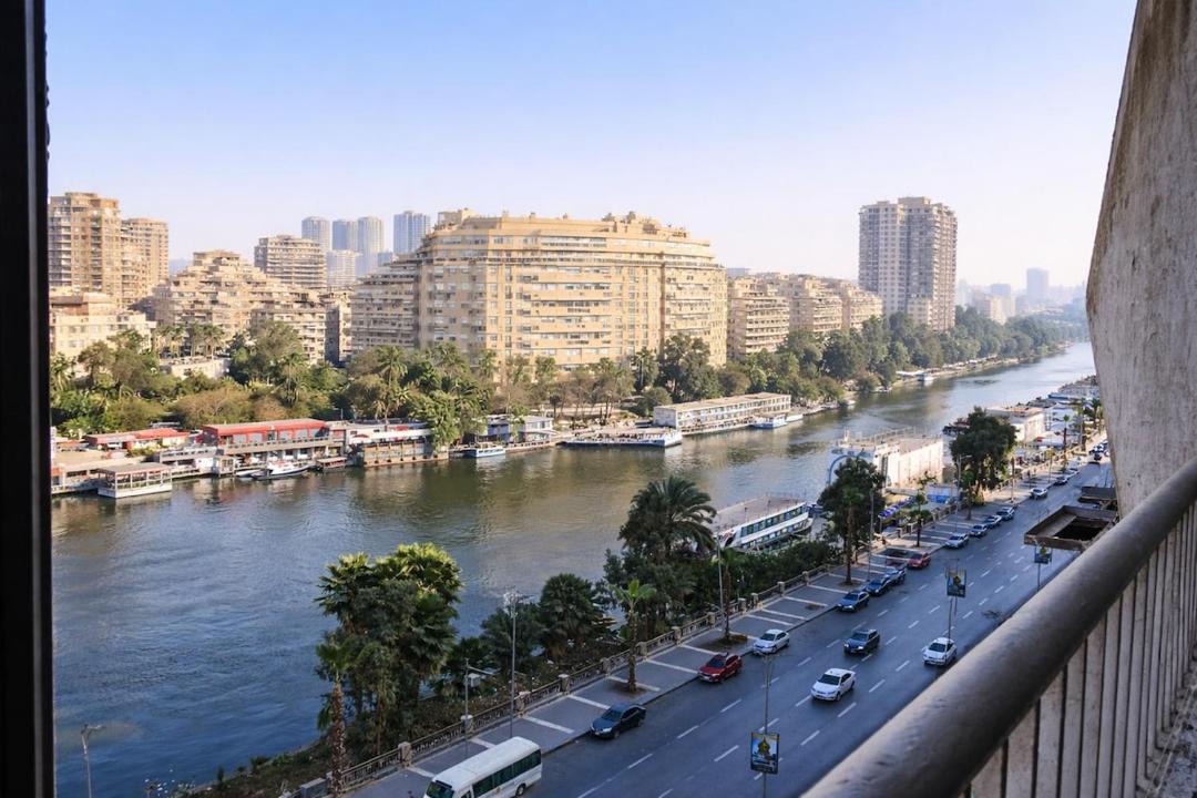 Al Duqqi Apartment | Nilefront 3BDR Apartment with Panoramic Views l Agouza
