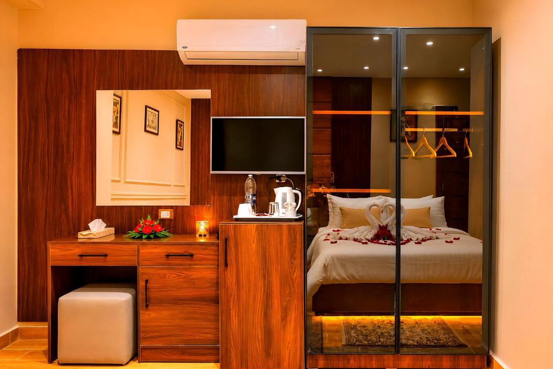 Al Haram Hotel | Pyramids queen land Hotel