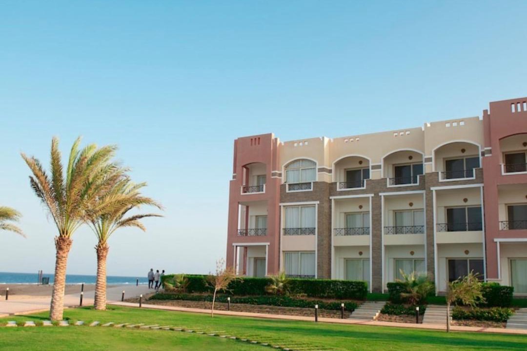 Port Ghalib Apartment | Oyster bey Beach Suites J1-04