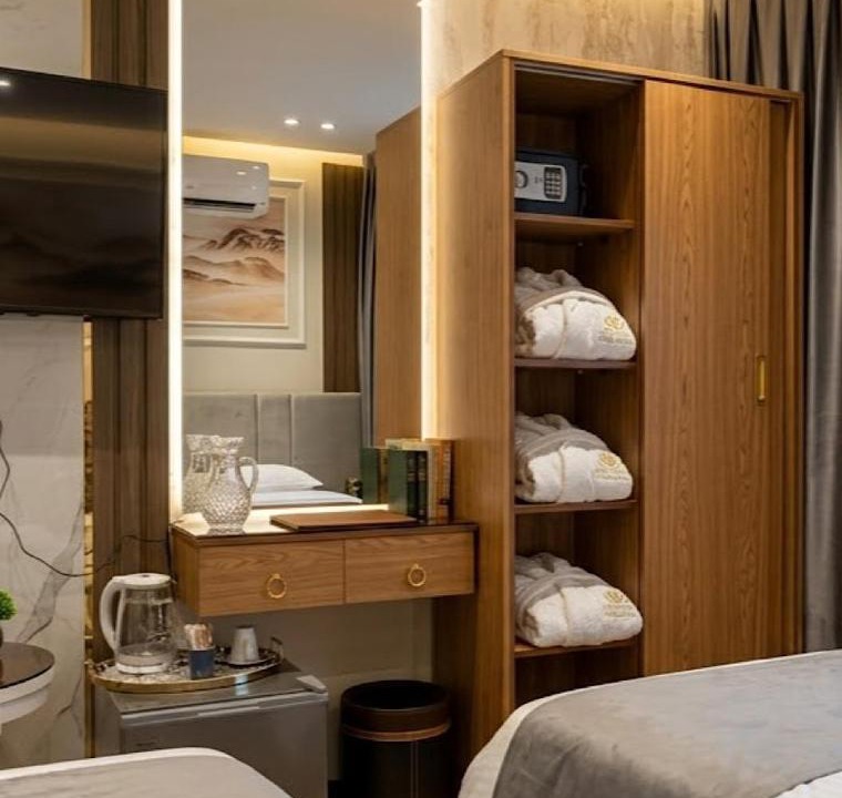 Qasr an-Nil Hotel | Cairo Lotus Hotel Thrir Sq