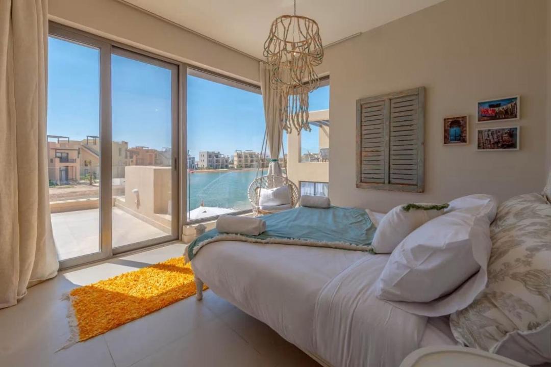 El Gouna Ski Chalet | شقة فاخرة بإطلالة على المارينا - قلب الجونة - Luxury Marina View Apartment