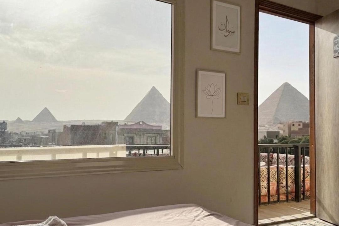 Kafrat al Jabal Hotel | Bedouin Camp pyramids view INN