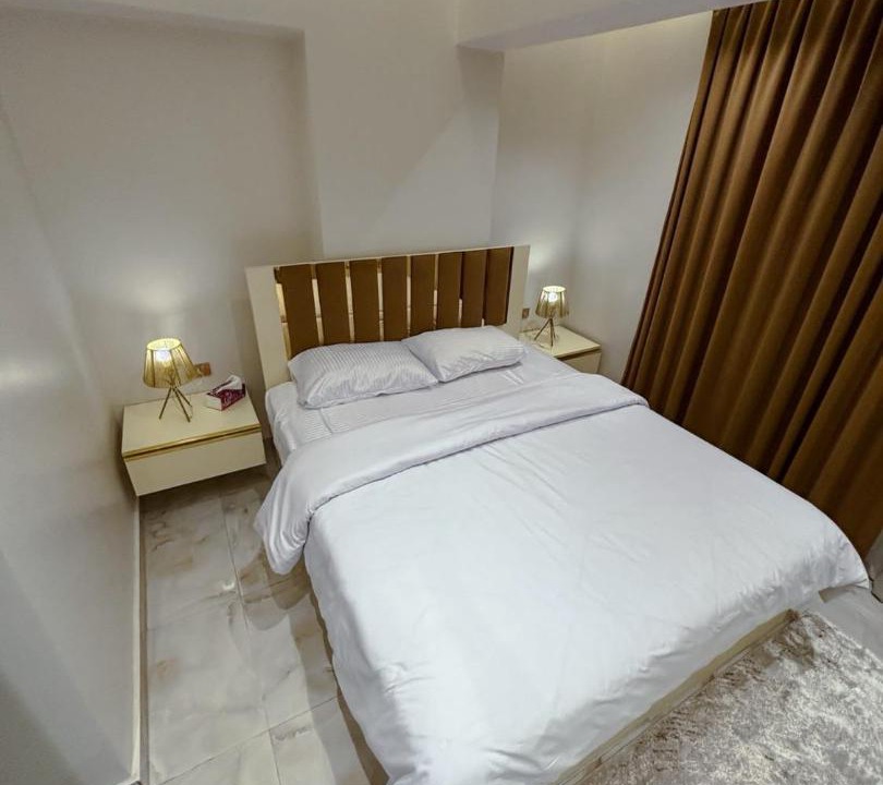 Al Duqqi Apartment | Royal Master Room Private Bath Gameat AlDowal