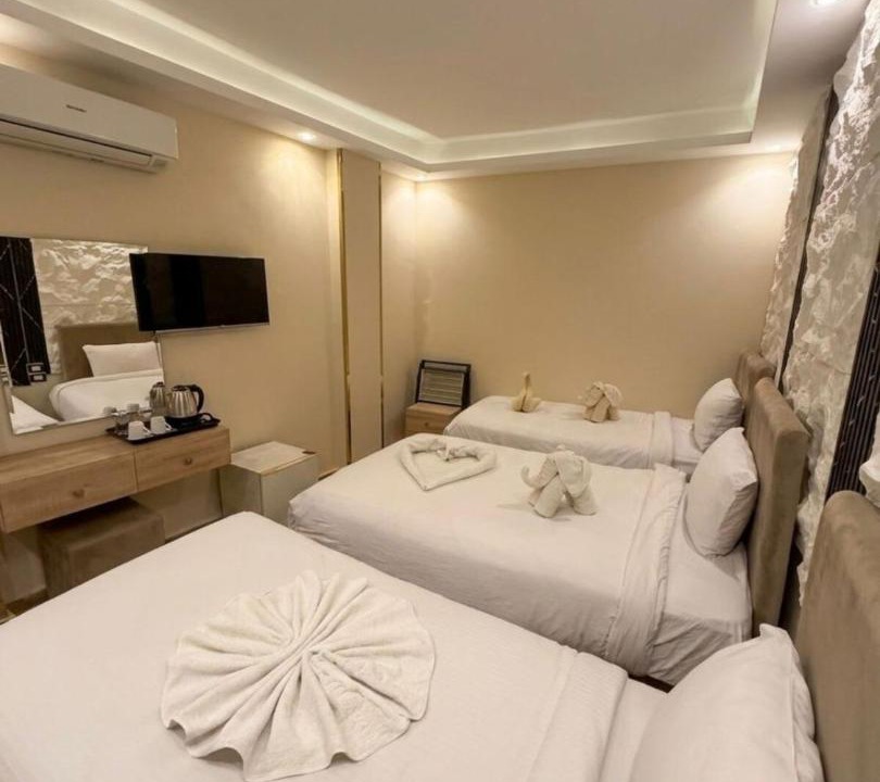 Kafrat al Jabal Hotel | Explore Pyramids View