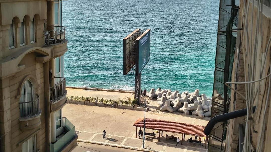 San Stifano Apartment | Cozy first row apartment with Sea View in the heart of Alexandria - Louran