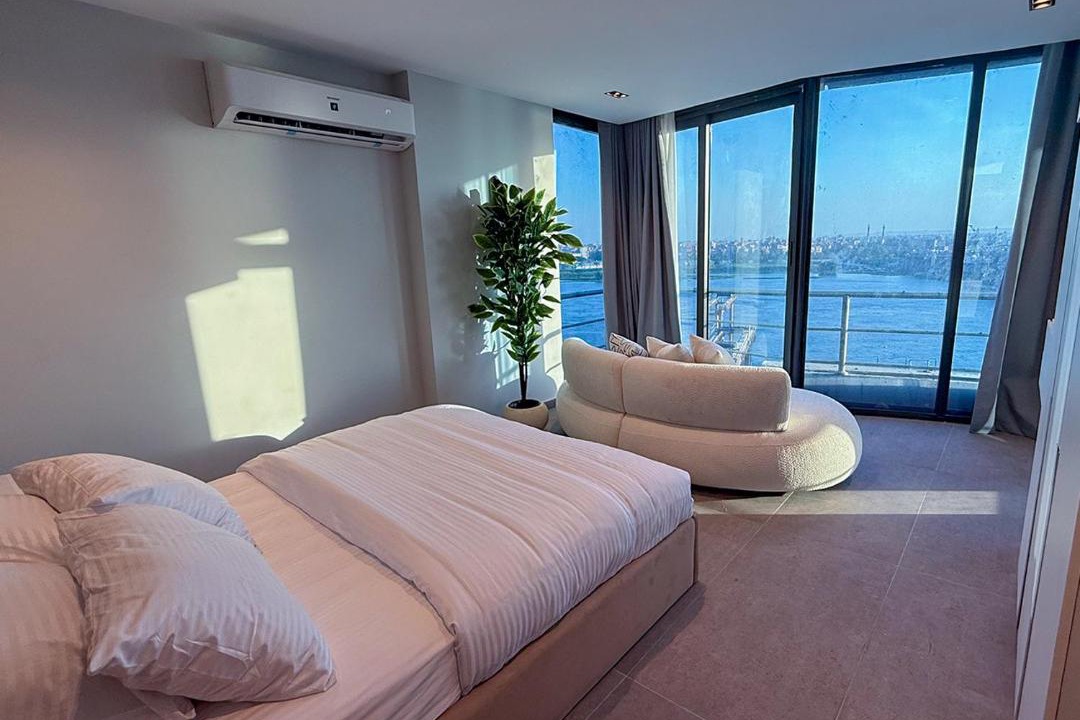 Maadi Apartment | Panoramic Nile View 3BR Apartment