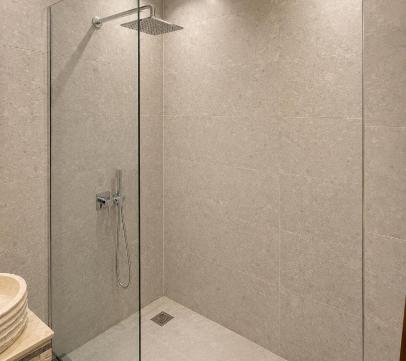 Pyramids Gardens House | New White Pyramids Inn