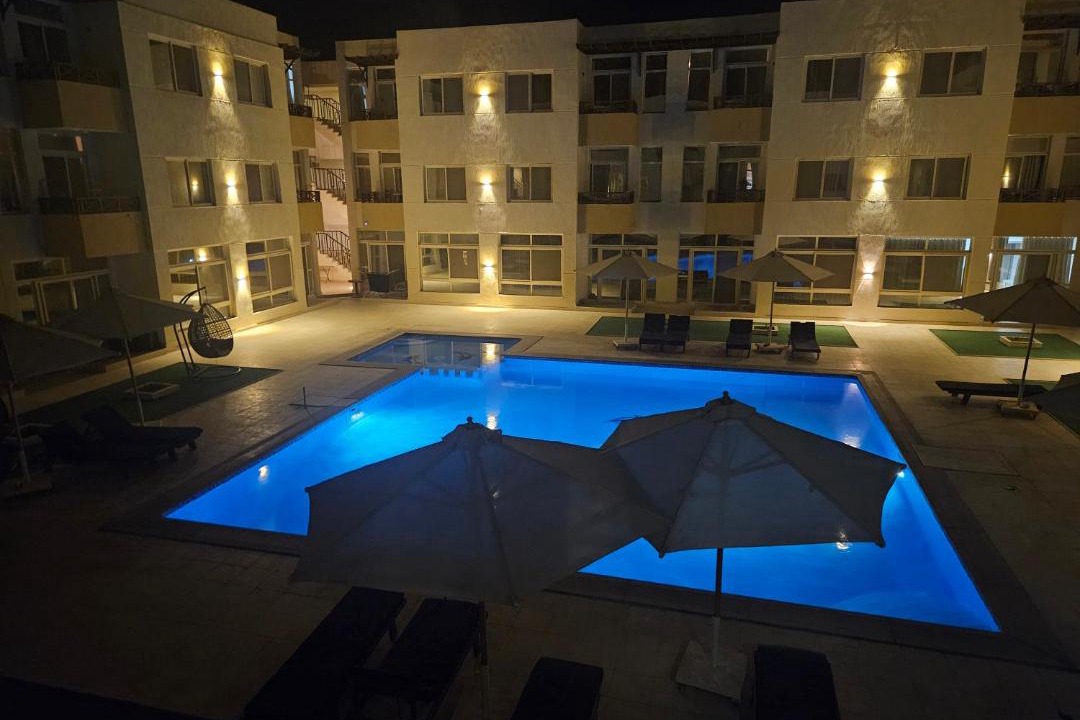 Port Ghalib Apartment | Modern apartment with pool view in Port Ghalib