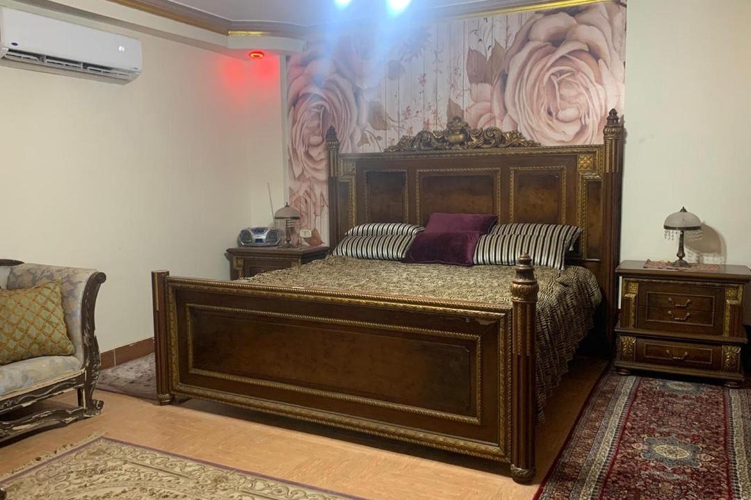 Pyramids Gardens House | Elegant Classic Egyptian-Style Room