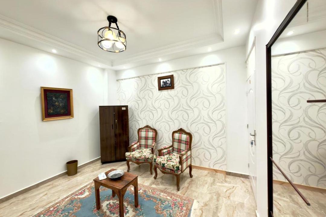 Al Haram House | TriPyramids Suites