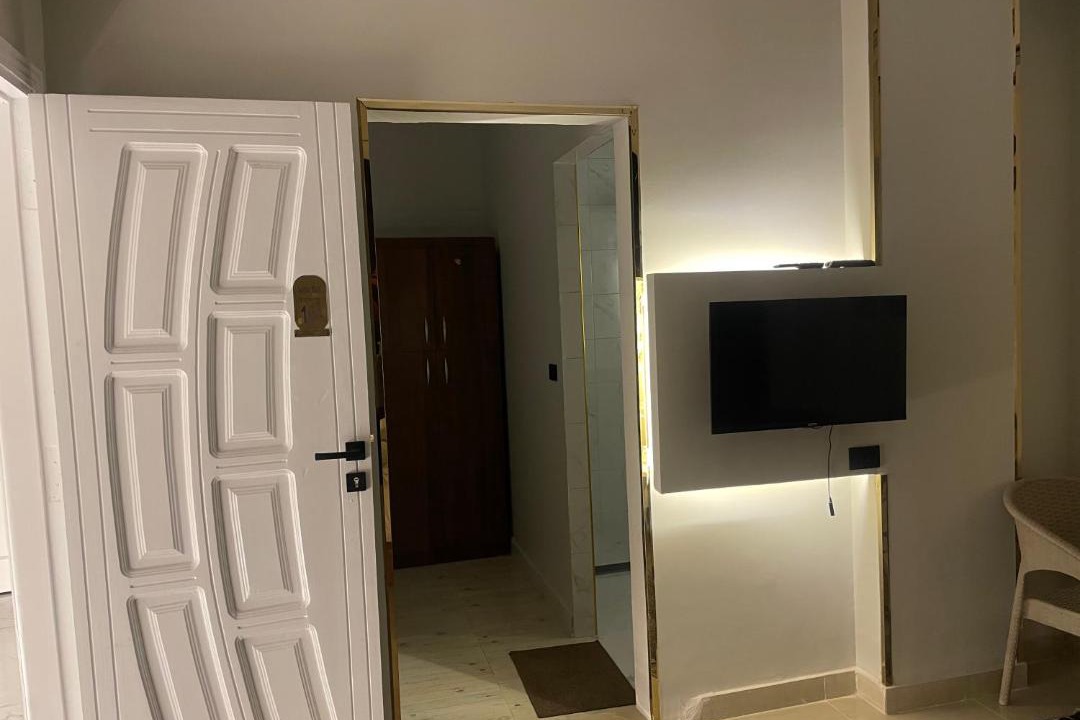Kafrat al Jabal Hotel | Golden mask pyramids inn