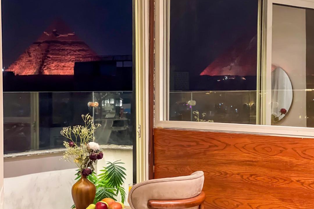 Kafrat al Jabal Hotel | Pyramids Palace View With Rooftop Access