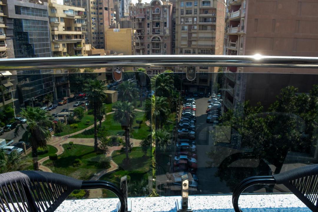 Al Duqqi Apartment | Avenue Alarab Residence