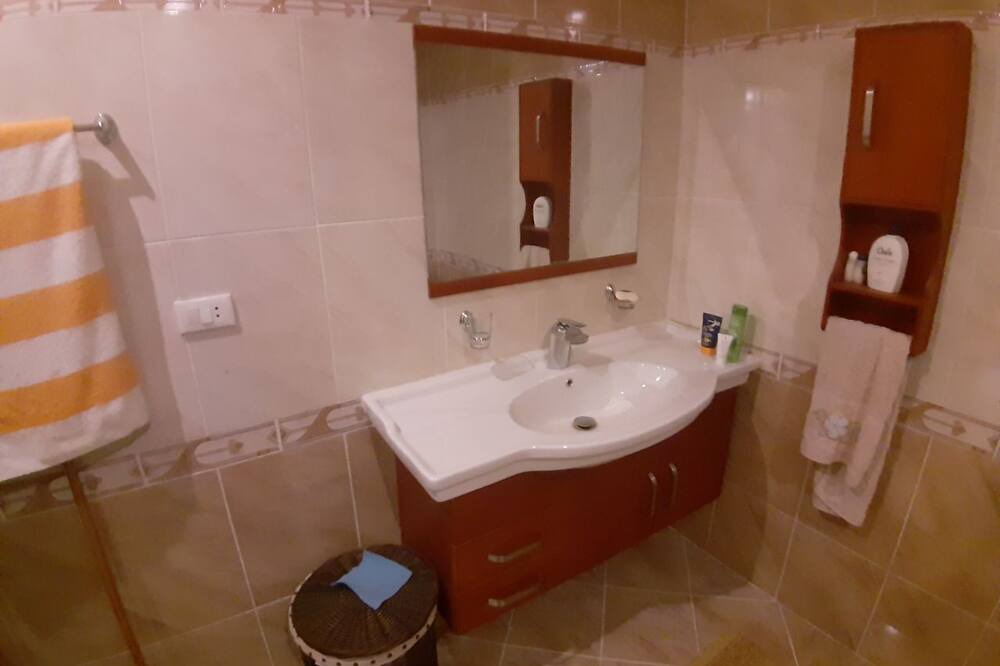 Photo of Bathroom in Sahl Hasheeh