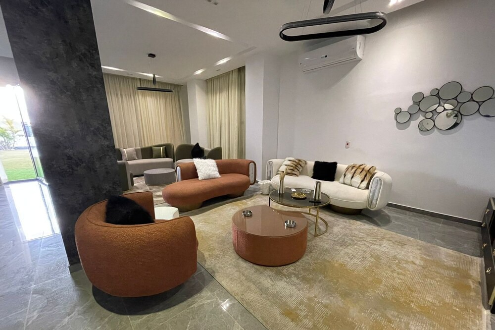 Photo of Livingroom in Sheikh Zayed City