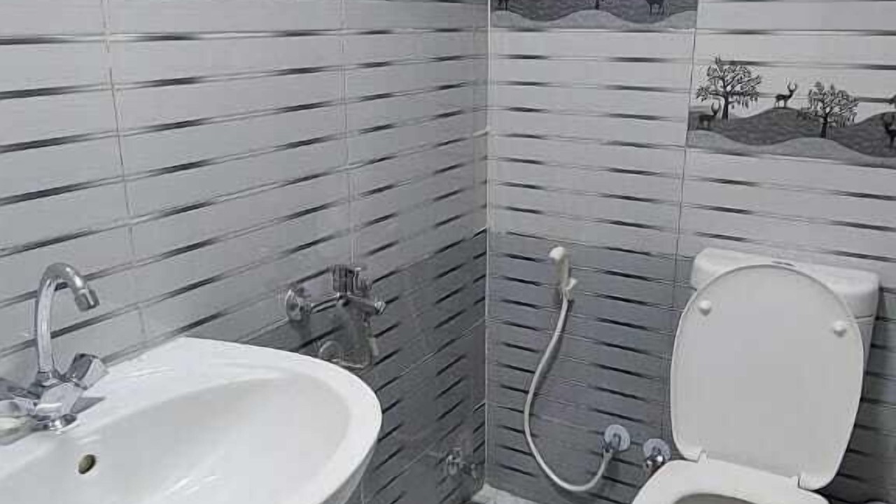 Photo of Bathroom in Al Duqqi