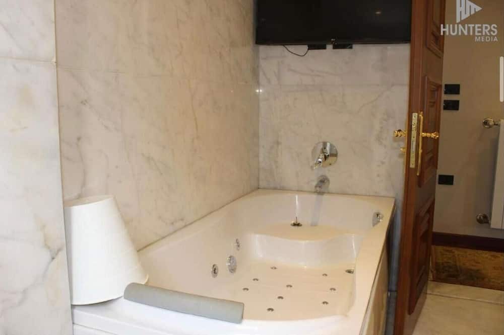 Photo of Bathroom in Cairo