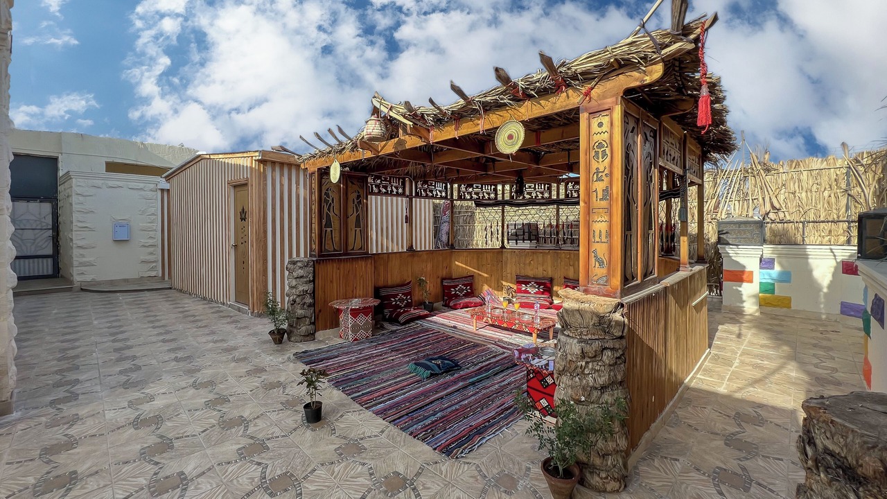 Photo of Livingroom in Pyramids Gardens