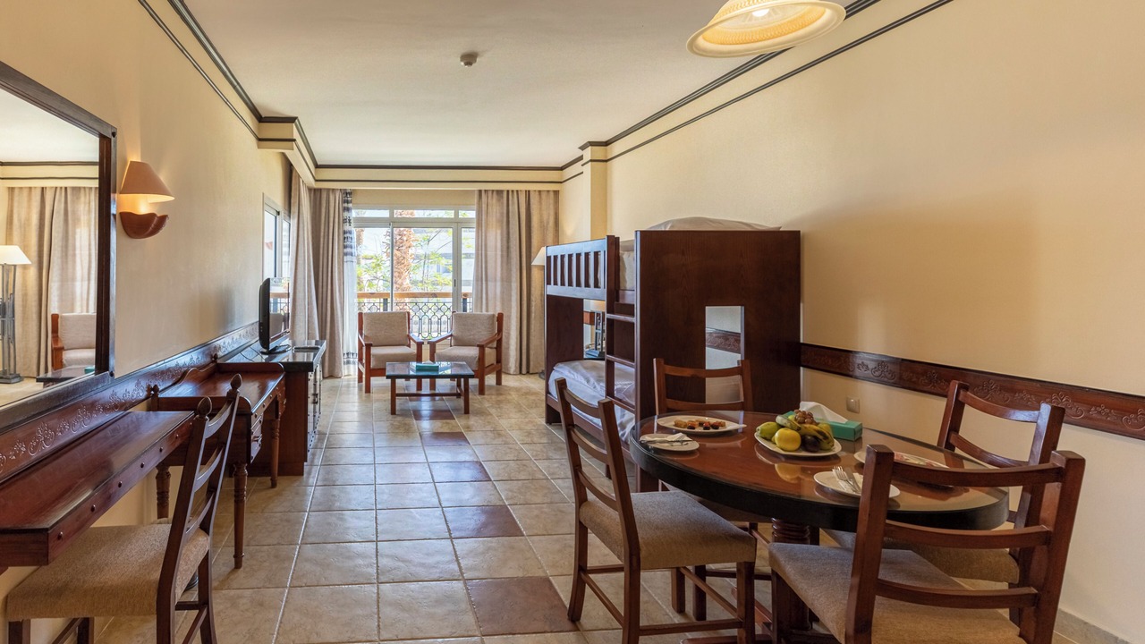 Photo of Patio Balcony in Ras Nasrani