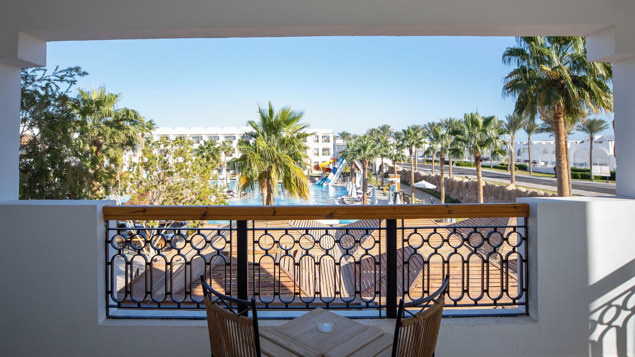 Photo of Patio Balcony in Ras Nasrani